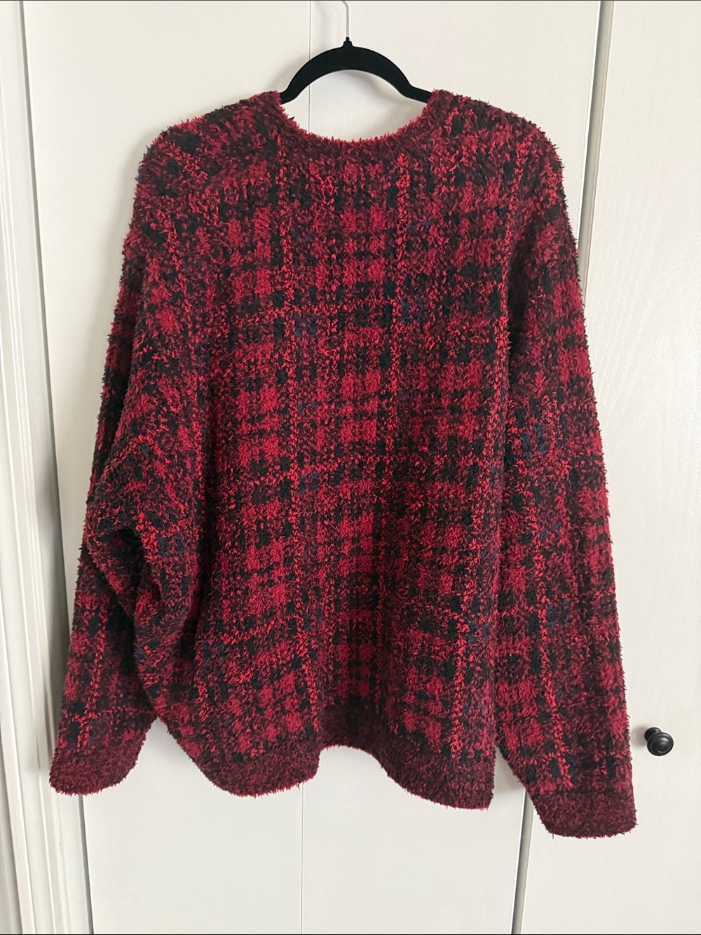SKIMS Red and Black Plaid Cozy Oversized Crewneck Pullover Sz L/XL NWT - Picture 3 of 7